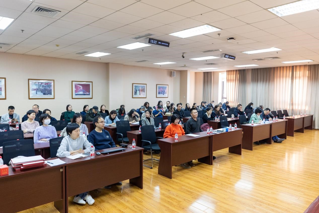365英国上市公司召开2023年度警示教育大会 图片3.jpg